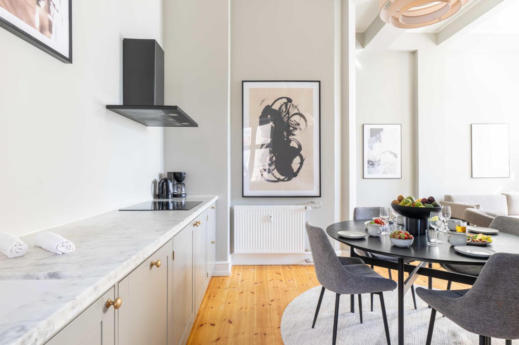 Centrally Located 3 Bedroom København